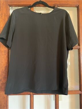 Notations Black Short-Sleeve Women’s Blouse